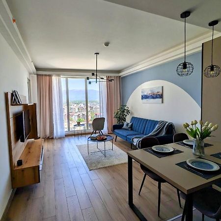 סקופיה Sky Side Luxury Condo מראה חיצוני תמונה