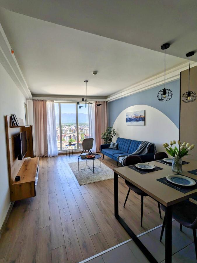 סקופיה Sky Side Luxury Condo מראה חיצוני תמונה